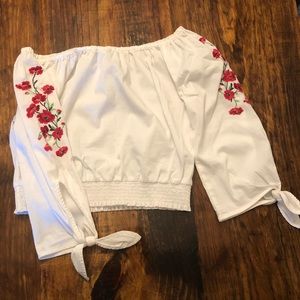 Hollister floral long sleeve crop top